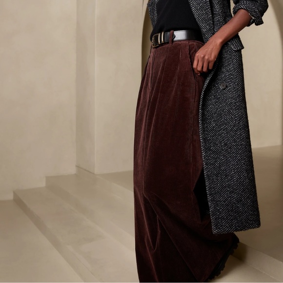 Banana Republic Pants - NWT Banana Republic Corduroy Pants